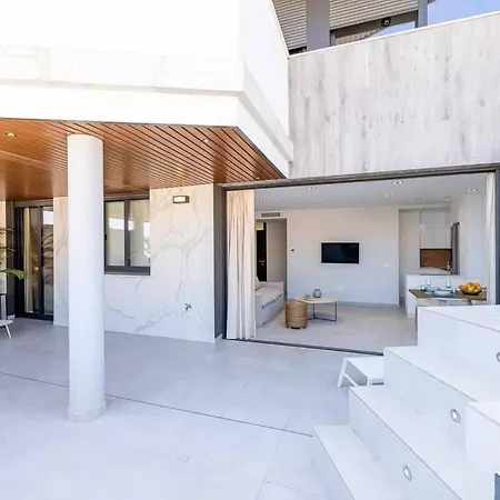 Vivendos - Tr12 - Private Pool Apartment *